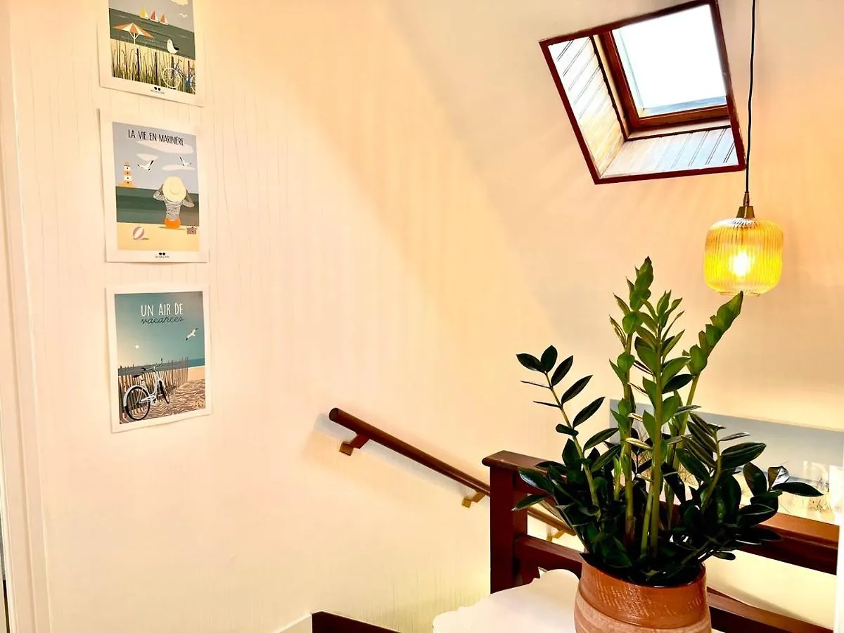 L Ame Voyageuse, Raffinee, 2-8 Personnes, 15 Min Des Plages Baye  0*, Baye (Finistere)