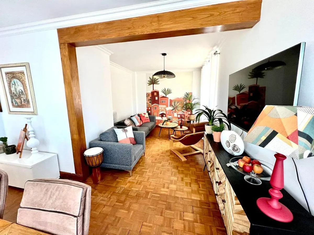 L Ame Voyageuse, Raffinee, 2-8 Personnes, 15 Min Des Plages Baye  França